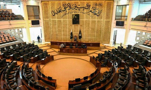 خیبرپختونخوا: مالی سال 2024-25 کا بجٹ پیش، تنخواہوں اور پینشن میں 10 فیصد اضافہ