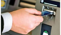 وزیراعظم نے بینکوں سے کیش نکلوانے پر ٹیکس میں اضافے کی تجویز مسترد کردی