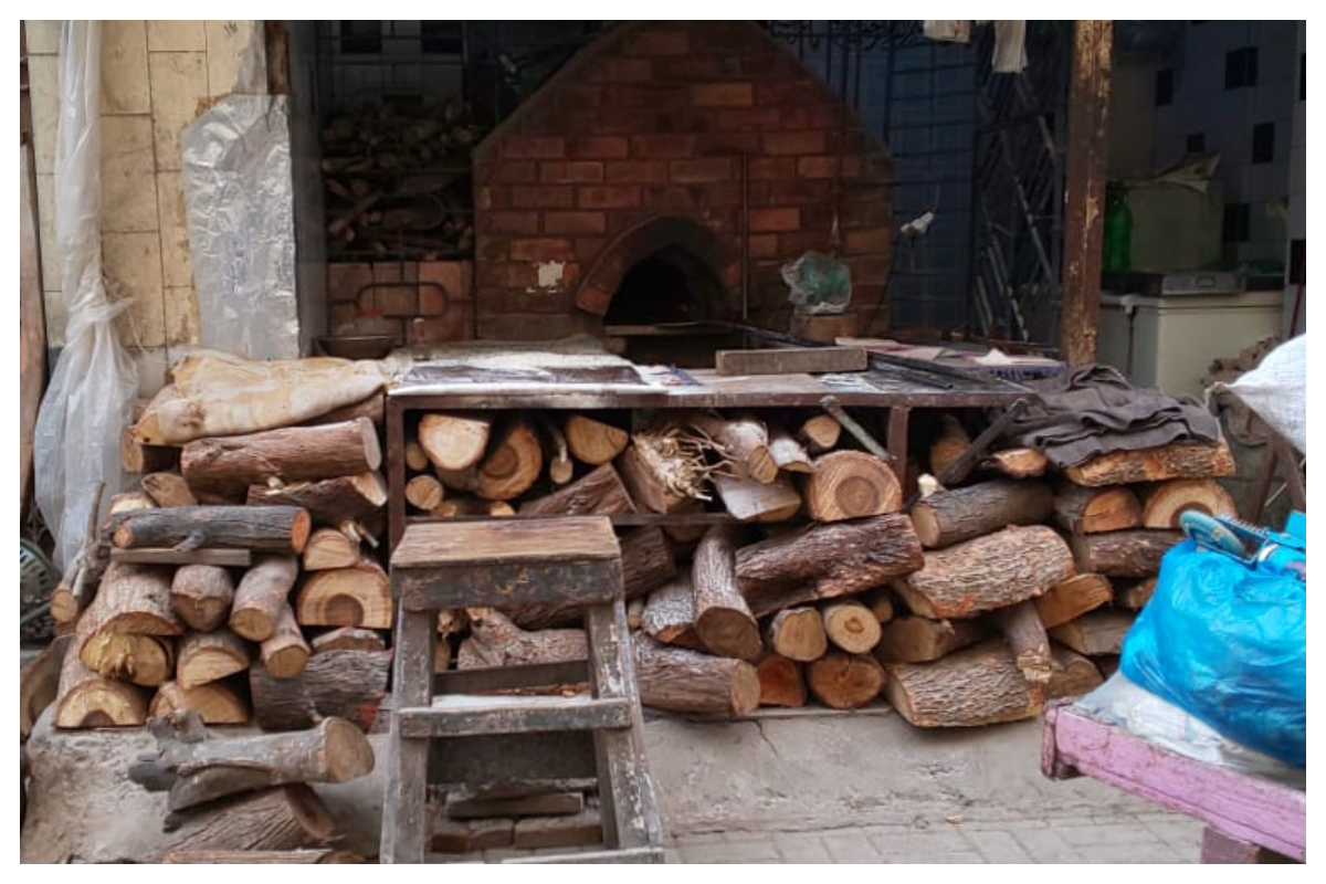 کراچی کے درخت، تندور کے ہوتے نظر