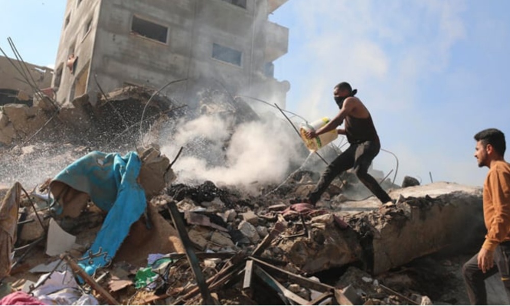 غزہ کے رہائشی علاقوں میں بمباری؛ خواتین اور بچوں سمیت 25 افراد شہید