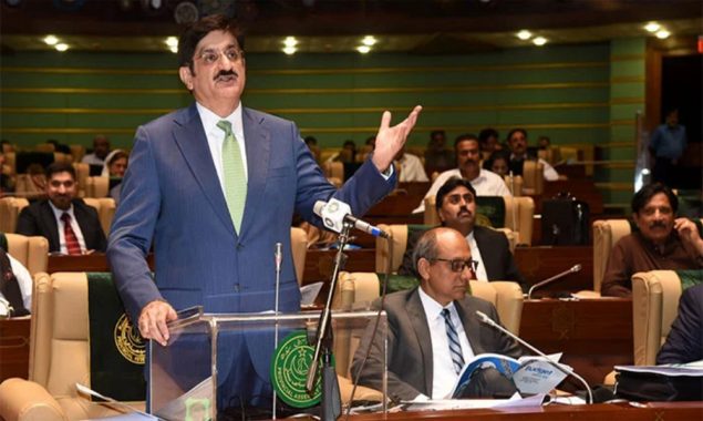سندھ کا مالی سال 2024-25 بجٹ پیش؛ تنخواہوں میں 22 سے 30 فیصد اضافہ