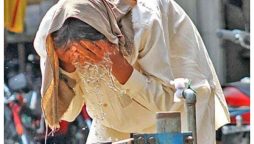 کراچی میں شدید گرمی اور حبس، شہری بے حال