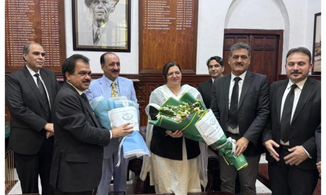 پاکستان بار کونسل کےممبران کی پہلی خاتون چیف جسٹس عالیہ نیلم سے ملاقات