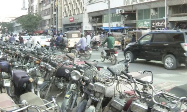 کراچی: گاڑیاں اور موٹر سائیکلیں چوری یا چھیننے کی وارداتوں میں واضح کمی