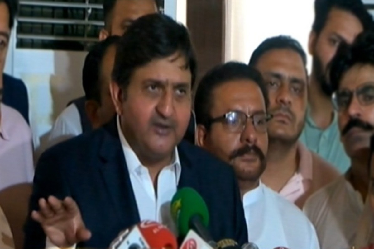 ملک احمد خان