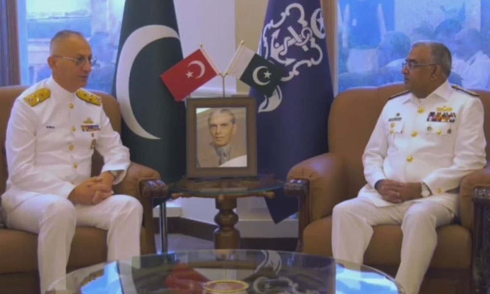 چیف آف اسٹاف ترکیہ نیول فورسز وائس ایڈمرل ابراہیم اوزدیم کا نیول ہیڈکوارٹرز اسلام آباد کا دورہ