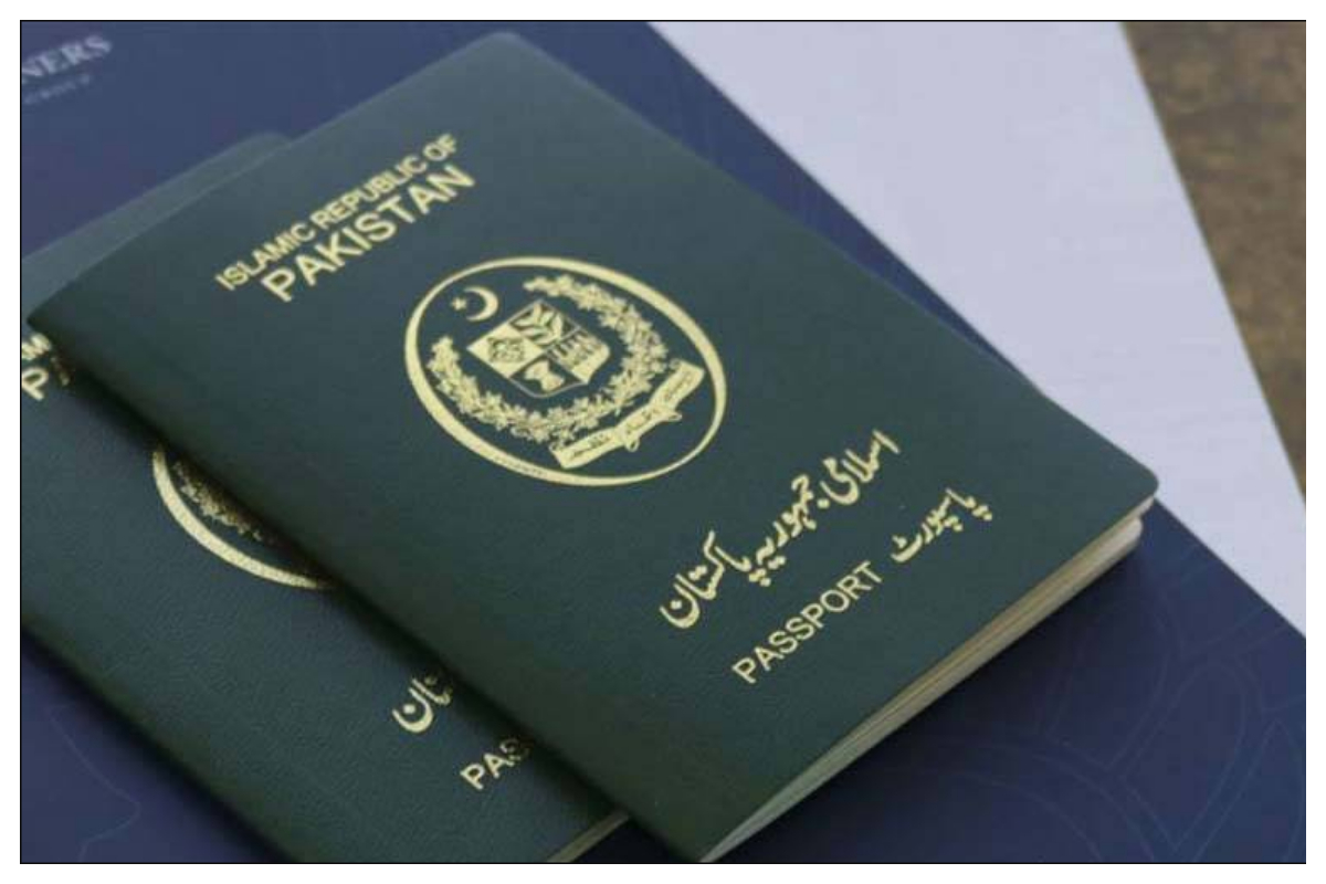 پاسپورٹ فیس میں ایک دفعہ پھر اضافے کی خبریں گردش کرنے لگی