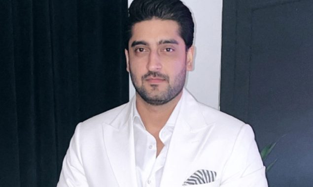 کراچی میں زبردستی اسکولوں کو بند کروانے کی مذمت