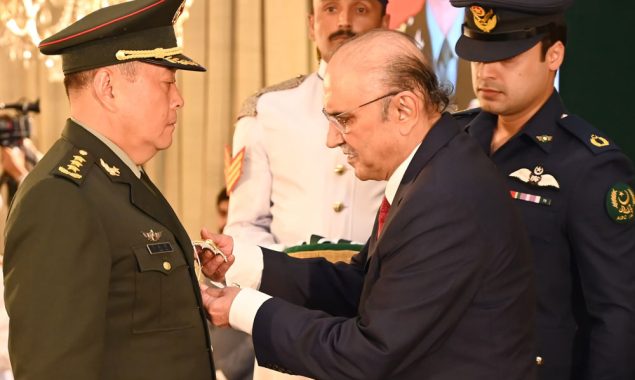 صدر مملکت کا چین کے ساتھ کھڑے ہونے کے پاکستان کے عزم کا اعادہ