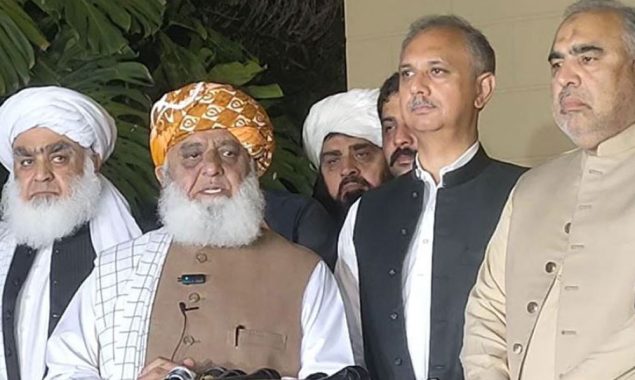 پی ٹی آئی اور جے یو آئی کے درمیان اتحاد سے متعلق اہم پیش رفت