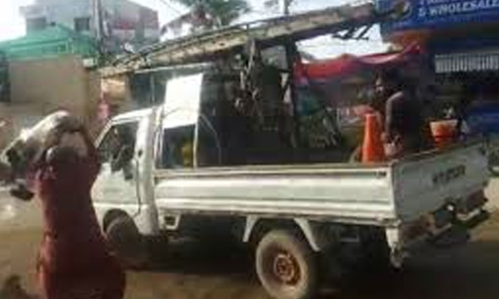 کے ایم سی کا بل لینا کے الیکٹرک کے لئے سر درد بن گیا