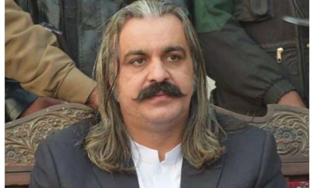 وزیراعلٰی کے پی