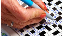 ہفتے بھر میں کتنی بار کراس ورڈ حل کرنا دماغ کے لیے فائدہ مند ثابت ہوسکتا ہے؟