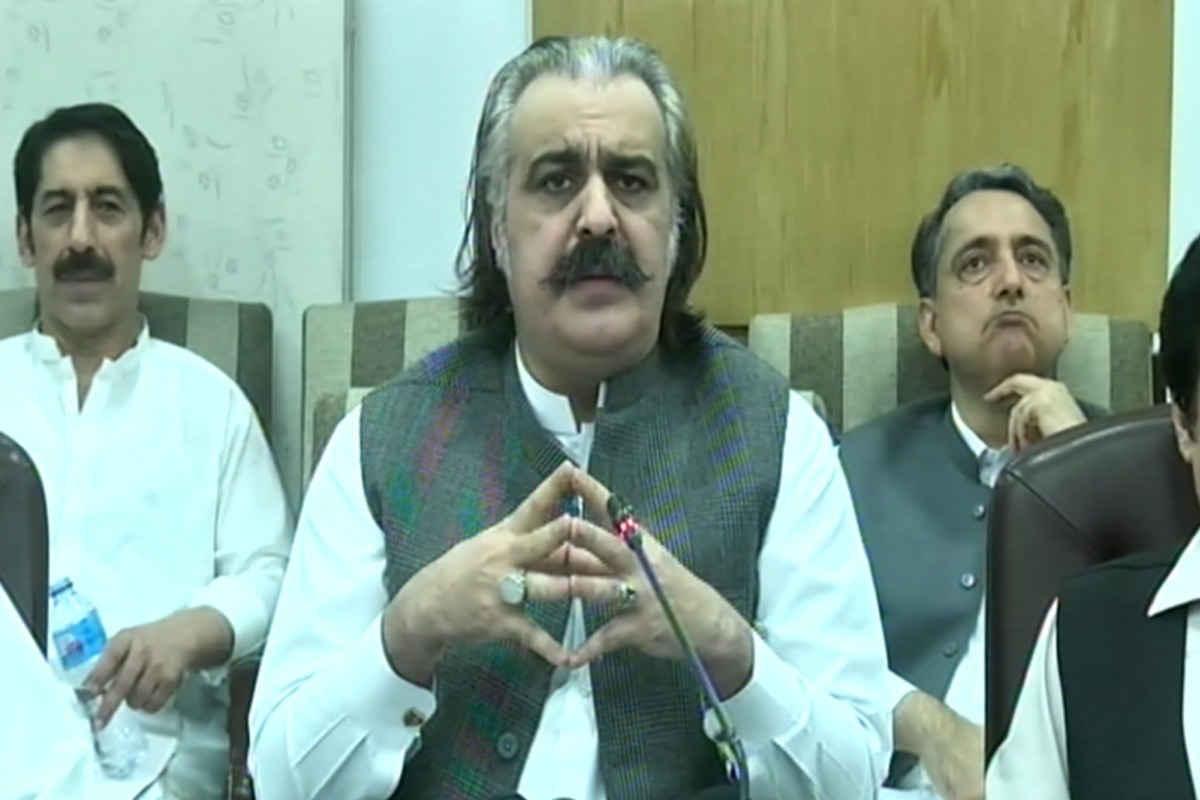 امین گنڈاپور