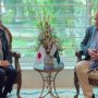 پاکستان مسلم لیگ ن کے صدر محمد نوازشریف نے کہا کہ جاپان اقوام عالم میں اپنی محنت اور لگن سے نمایاں ہے۔ پاکستان مسلم لیگ ن کے صدر محمد نوازشریف اوروزیراعلیٰ پنجاب مریم نوازشریف سے جاپان کے سفیر مٹسوہیرو واڈا نے ملاقات کی۔ تینوں رہنماؤں کی ملاقات میں باہمی دلچسپی کے امور، دو طرفہ تعلقات کے فروغ اورمختلف شعبوں میں تعاون بڑھانے پر تبادلہ خیال کیا گیا۔ محمد نوازشریف نے ملاقات کے دوران کہا کہ پاکستان اور جاپان کے مابین بہترین تعلقات کومزید وسعت دینے کے لیے پرعزم ہیں۔ ملاقات میں مریم نواز نے کہا کہ پاکستان اورجاپان کے مابین دوطرفہ تجارتی حجم بھی بڑھانے کے لئے دلچسپی رکھتے ہیں، اس کے علاوہ تعلیم، صحت اور شہری سہولیات کی بہتری میں جاپان کا پنجاب حکومت سے تعاون لائق تحسین ہے۔ مریم نوازنے کہا کہ پنجاب میں تعلیم، صحت، توانائی سمیت دیگر شعبوں میں سرمایہ کاری کا بڑا پوٹینشل موجود ہے، صوبے میں سرمایہ کاری کے لئے ساز گار ماحول اورمراعات دے رہے ہیں۔ اس موقع پر جاپانی سفیر نے کہا کہ پاکستان کے ساتھ تعلقات کو مزید فروغ دینے کے خواہاں ہیں۔ واضح رہے اس موقع پر سینٹر پرویز رشید، سینئر منسٹر مریم اورنگزیب، معاون خصوصی راشد نصر اللہ، چیف سیکرٹری، پرنسپل سیکرٹری اور دیگرموجود تھے۔