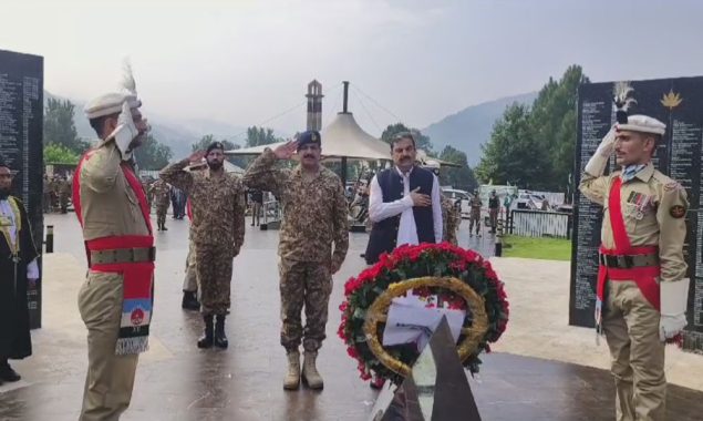 یوم دفاع پاکستان؛ مظفر آباد میں افواج پاکستان کے زیر اہتمام یادگار شہداء پر تقریب