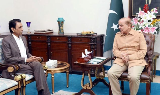 وزیراعظم سے ایم کیوایم وفد کی ملاقات؛ شہری سندھ کے لئے ترقیاتی فنڈز کی فراہمی کی یقین دہانی