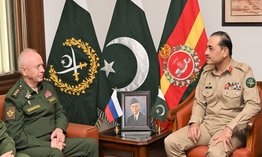 آرمی چیف سے روسی نائب وزیردفاع کی ملاقات؛ دفاعی تعاون بڑھانے پر تبادلہ خیال