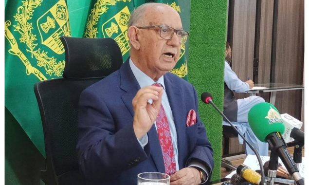 آئینی مسودہ تیار ہے، کابینہ نے منظور کرنا ہے، عرفان صدیقی