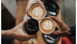 کیفین جسم کی چربی اور ذیابیطس کے خطرے کو کم کرسکتی ہے، تحقیق