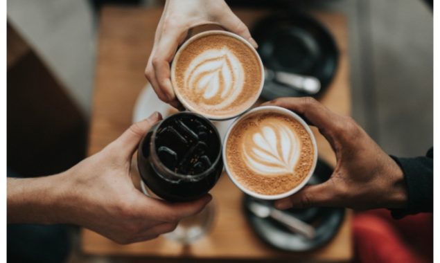 کیفین جسم کی چربی اور ذیابیطس کے خطرے کو کم کرسکتی ہے، تحقیق