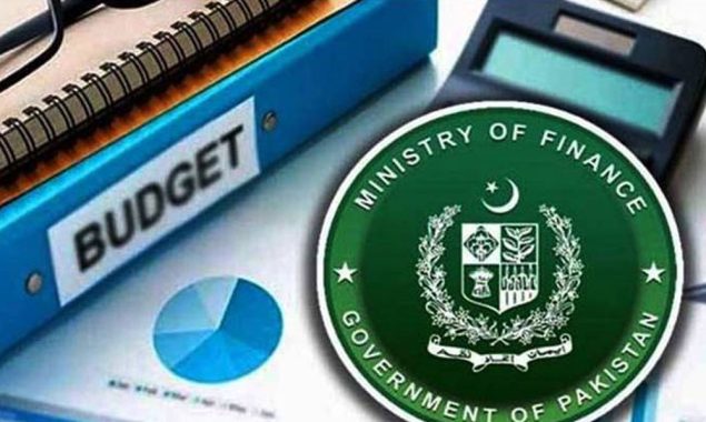 وفاقی حکومت کا بجٹ رواں مالی سال کی پہلی سہہ ماہی میں سرپلس میں چلا گیا