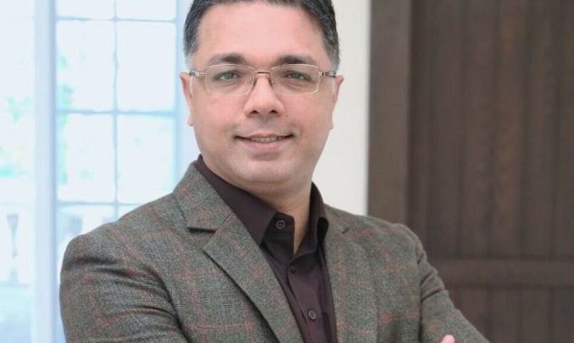 ہمارا مقابلہ بھارت سے نہیں، پاکستان کی بیرونی سرمایہ کاری 2 ارب اور بھارت کی 50 ارب ہے؛ سابق وزیر
