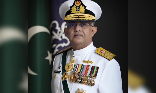چیف آف دی نیول اسٹاف ایڈمرل نوید اشرف