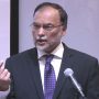رونا دھونا جاری رہے گا، ہم عوام اور خدمت کی سیاست کرتے رہیں گے؛ احسن اقبال