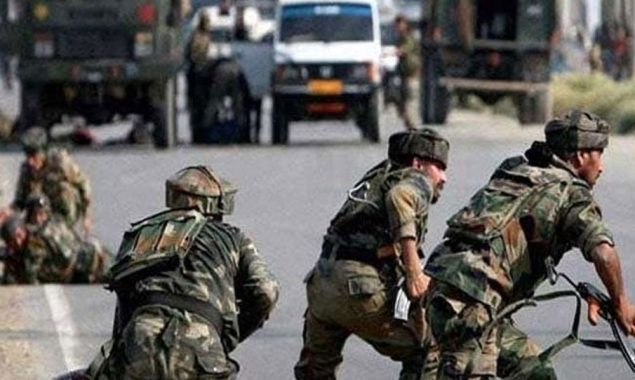 مقبوضہ کشمیر؛ ایک حملے کے دوران بھارتی فوج کا ایک افسر ہلاک، 3 اہلکار زخمی