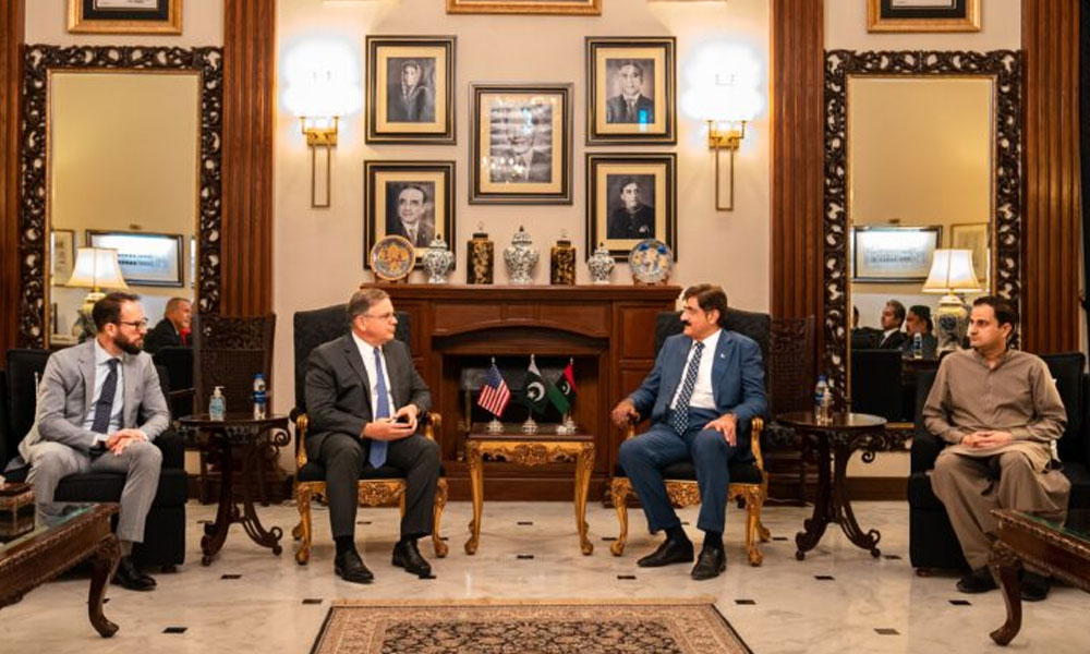 امریکی سفیر کا دورہ کراچی؛ تجارت اور سرمایہ کاری کے تعلقات کو مضبوط بنانے پر زور