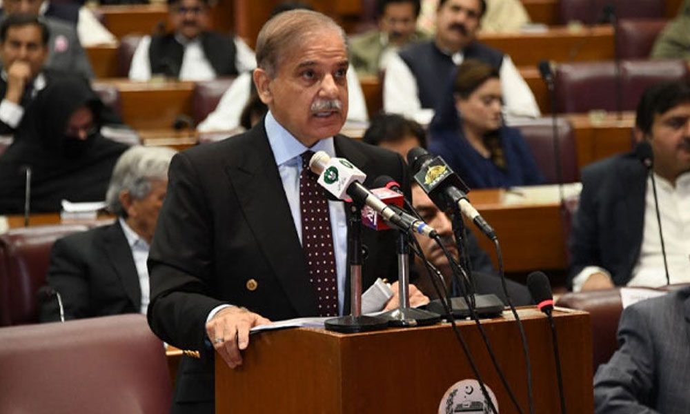 وزیراعظم نے وفاقی وزراء کی پارلیمنٹ میں غیر حاضری کا نوٹس لے لیا