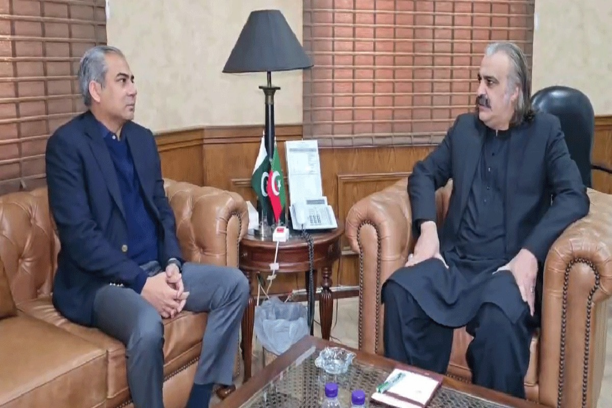 پشاور؛ وزیر اعلیٰ علی امین گنڈاپور سے وفاقی وزیرداخلہ محسن نقوی کی ملاقات