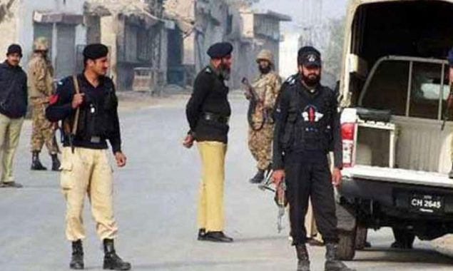 لکی مروت میں پولیس موبائل پر دہشتگرد حملہ، 2 اہلکار زخمی