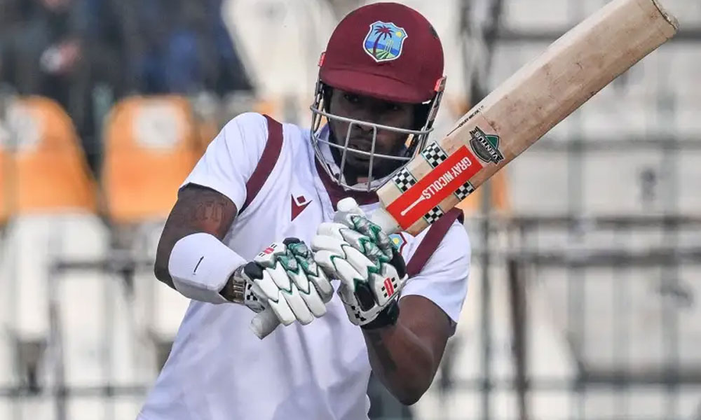 ویسٹ انڈیز کے بیٹرز ملتان پچ سے پریشان، بیٹنگ کو مشکل قرار دے دیا