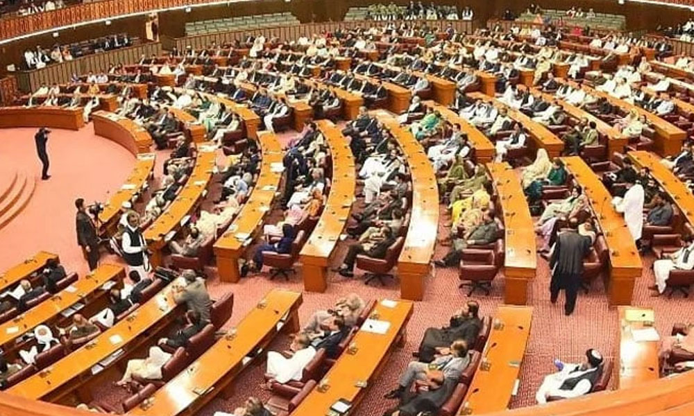 پیکا ایکٹ ترمیمی بل 2025 قومی اسمبلی سے منظور، صحافیوں کا احتجاج