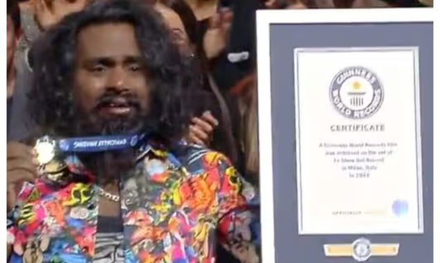 بھارتی شہری نے زبان کا استعمال کرتے ہوئے انوکھا عالمی اعزاز اپنے نام کر لیا