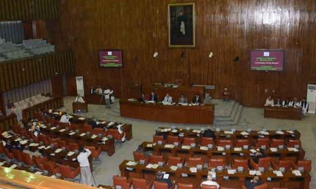 وزارت داخلہ کیجانب سے بیرون ملک پاکستانی بھکاریوں کی روک تھام کا ترمیمی بل سینیٹ میں پیش