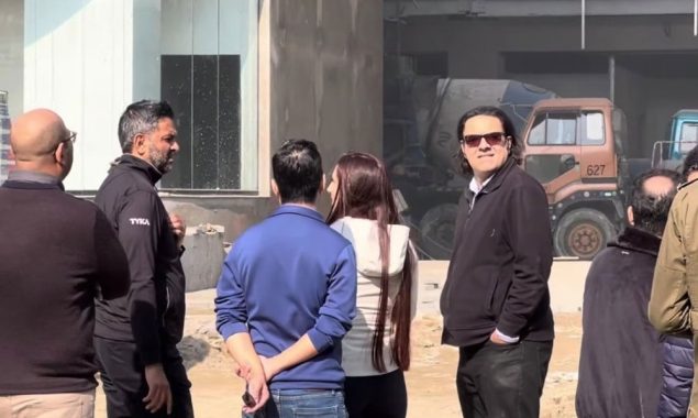 چیمپئنز ٹرافی کی تیاریوں کے سلسلے میں آئی سی سی آفیشلز کا قذافی اسٹیڈیم کا دورہ