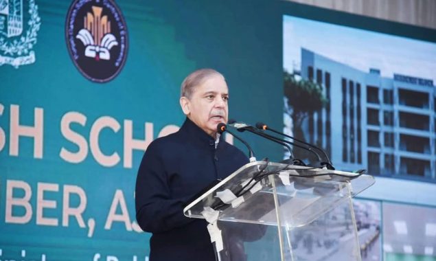 وزیر اعظم نے آزاد کشمیر میں دانش اسکول کا سنگِ بنیاد رکھ دیا