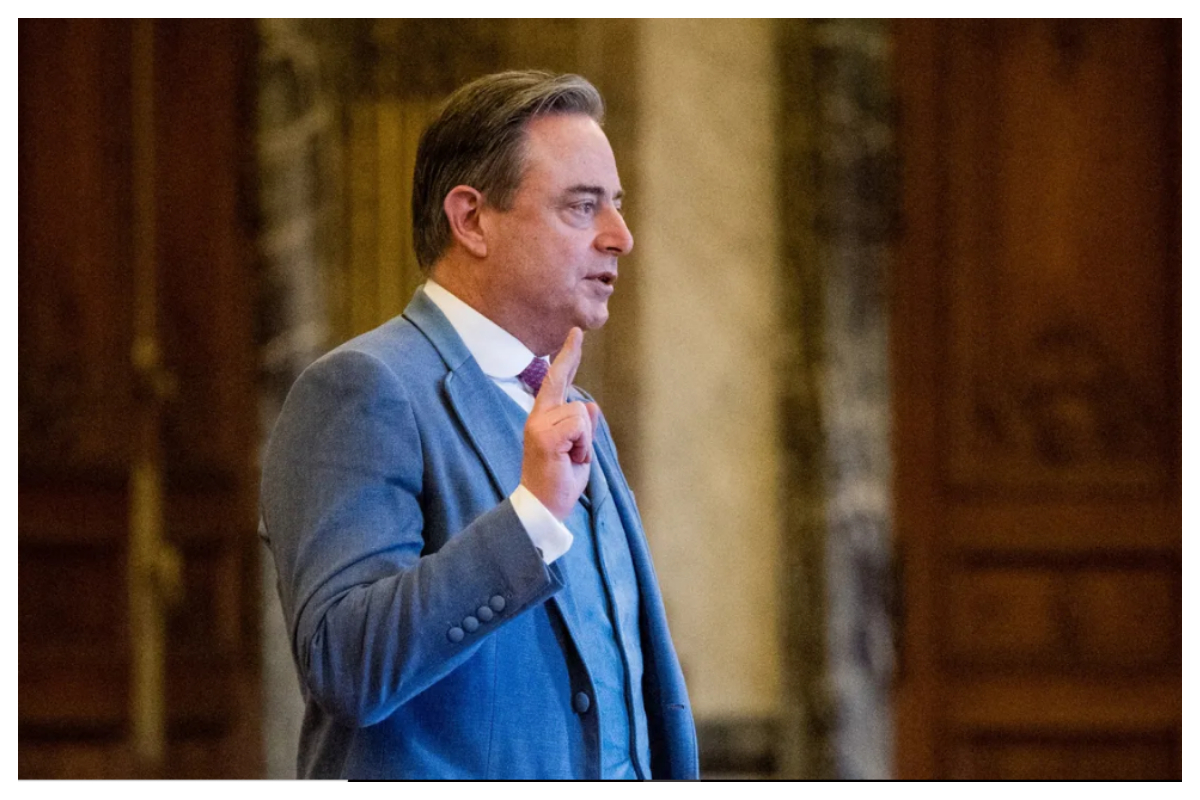 بیلجیئم میں7ماہ کی سیاسی کشمش کے بعد نئی مخلوط حکومت قائم