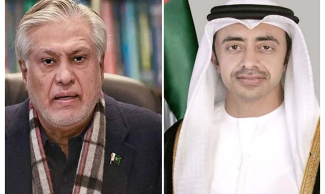 وزیرخارجہ اسحاق ڈارکی اماراتی ہم منصب سےملاقات، دوطرفہ تعاون بڑھانے پر تبادلہ خیال