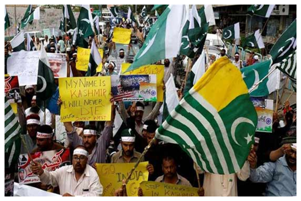 پوری قوم یک زبان، کشمیر بنےگا پاکستان
