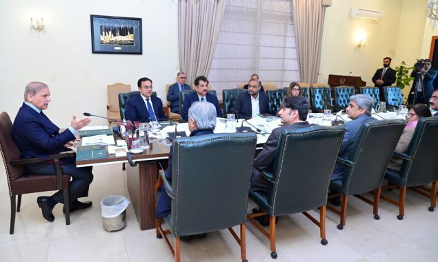 وزیرِاعظم کی جعلی ادویات کے خلاف سخت اقدامات اور ڈرگ ٹیسٹنگ لیبارٹری قائم کرنے کی ہدایت