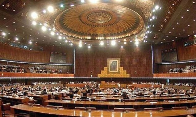 سانحہ جعفر ایکسپریس پر قومی اسمبلی نے متفقہ قرارداد منظور کرلی