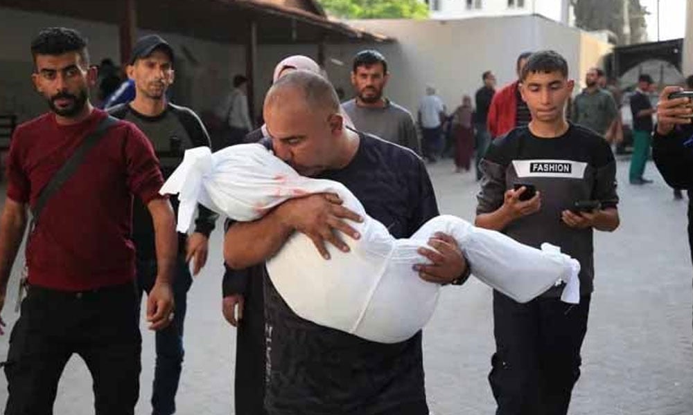 دہشت گرد اسرائیل کی وحشیانہ بمباری، فلسطینیوں کی نسل کشی جاری