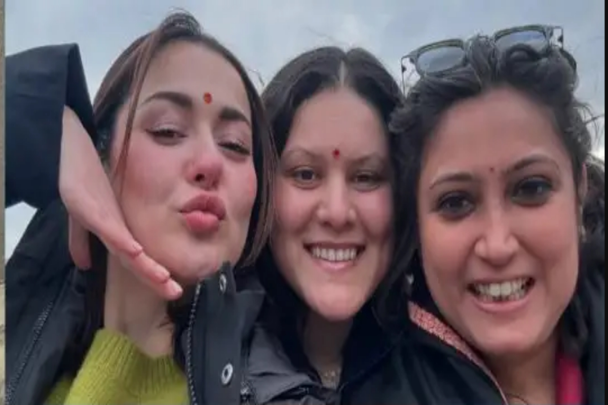 ہولی کے تہوار پر ہانیہ عامر کا بندی لگانا مہنگا پڑگیا