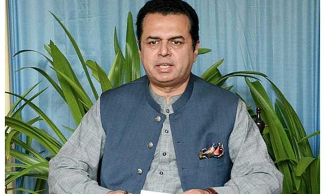پوری ذمہ داری سے کہتا ہوں کہ اب پاکستانی پاسپورٹ جعلی بنانا بالکل ممکن نہیں رہا، طلال چوہدری