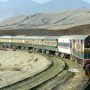 بولان میں جعفر ایکسپریس پر دہشت گردوں کا حملہ؛ معصوم شہری یرغمال