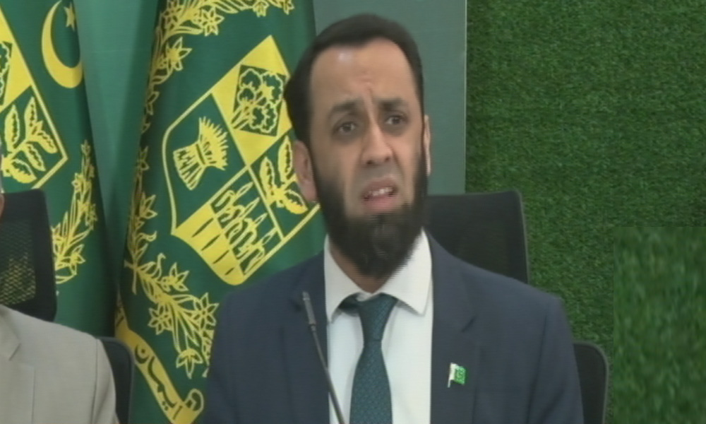 پاکستان سندھ طاس معاہدے پرعمل کے لئے آخری حد تک جائے گا، عطا تارڑ